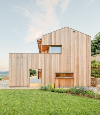 Erweiterung eines Gehöfts in Holzbauweise in Bergamo | © SMV Costruzioni srl