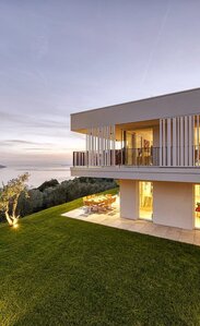 Villa in timber construction on Lake Garda