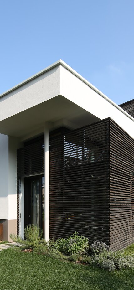 Casa moderna in legno in Provincia di Reggio Emilia | © Kai-Uwe Schulte-Bunert
