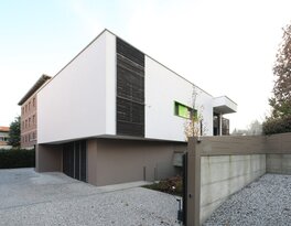 Casa moderna in legno in Provincia di Reggio Emilia | © Kai-Uwe Schulte-Bunert