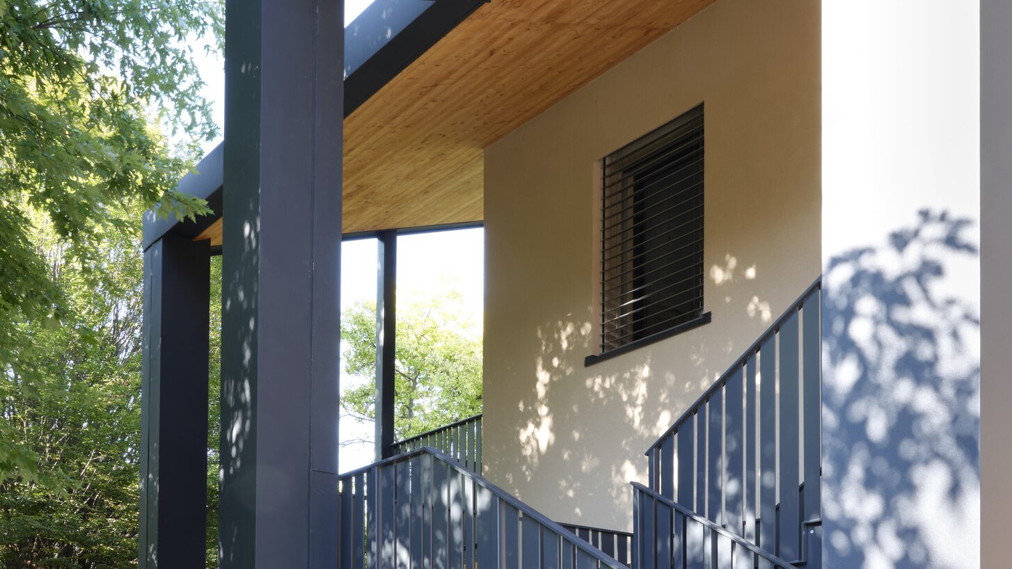 Dach und Balkon aus Holz in Reggio Emilia | © Arch. Manuel Benedikter