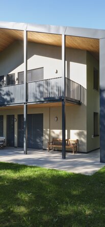 Tetto e balcone in legno a Reggio Emilia | © Arch. Manuel Benedikter