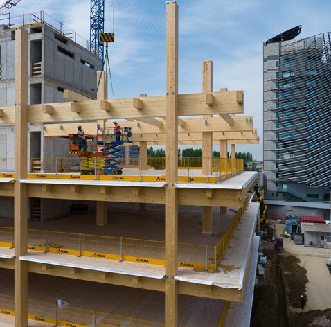Palazzina uffici in legno in Lombardia | © Visualdron - Jacopo Marinelli