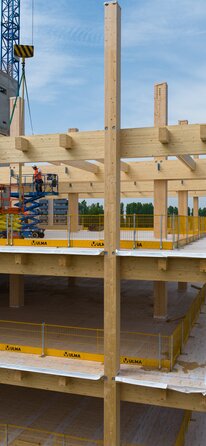 Palazzina uffici in legno in Lombardia | © Visualdron - Jacopo Marinelli