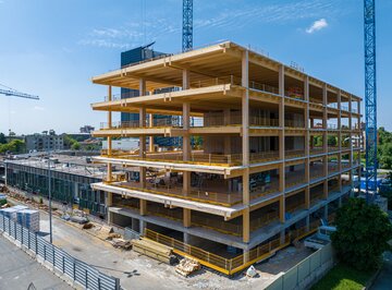 Palazzina uffici in legno in Lombardia | © Visualdron - Jacopo Marinelli