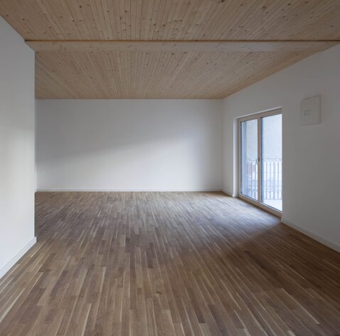 Fünfstöckiges Wohngebäude aus Holz in Berlin