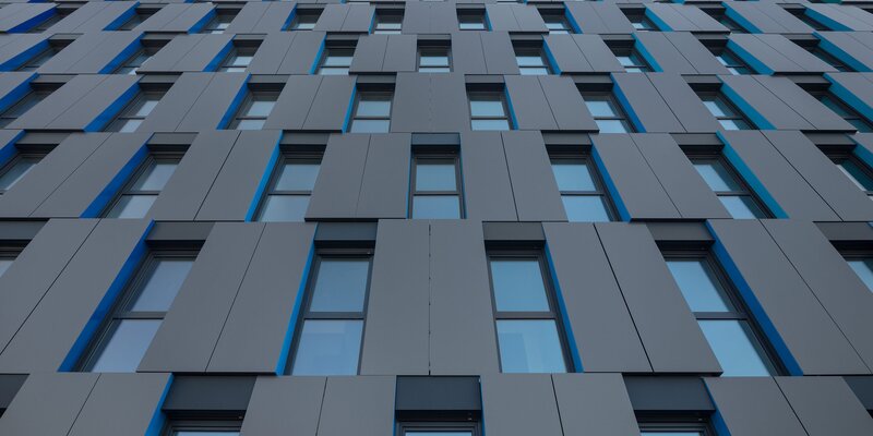 Costruzione ibrida legno-cemento per studentato a Monaco | © Regina Sedlmayer