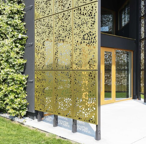 Fußball-Trainingszentrum in Holzbauweise in Bergamo | © Michele Nastasi