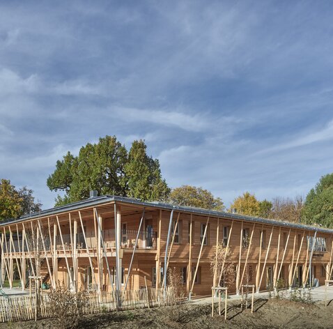 Kindergarten aus Holz in Bayern | © Kurt Hörbst