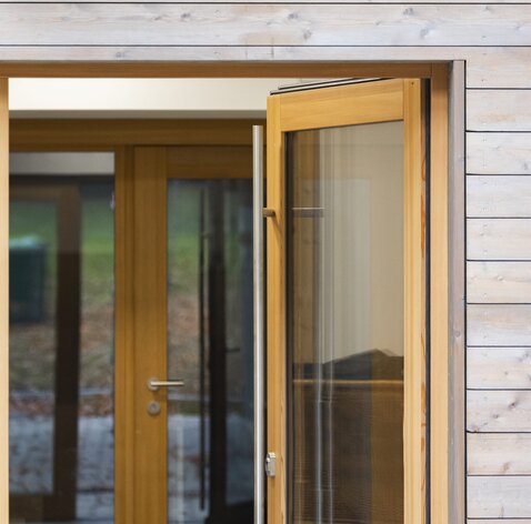 Palazzetto dello sport in legno | © Regina Sedlmayer