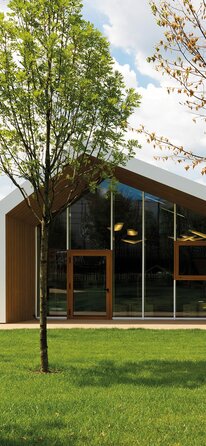 Kindergarten made of wood in Milan | © Matteo Piazza