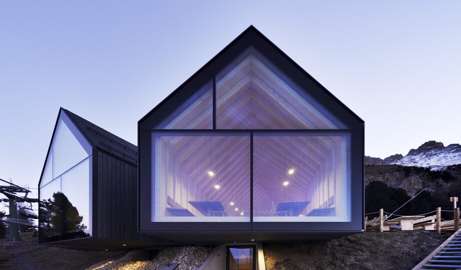 Berghütte aus Holz in der Provinz Bozen | © Oskar Da Riz