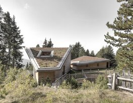 Chalet in legno in Provincia di Bolzano | © Gustav Willeit