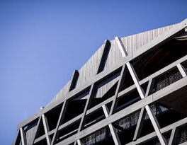 Award-winning wooden façade in South Tyrol | © Florian Andergassen