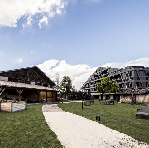 Award-winning wooden façade in South Tyrol | © Florian Andergassen