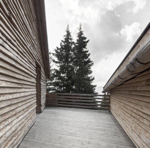Wooden holyday flats in South Tyrol | © Gustav Willeit