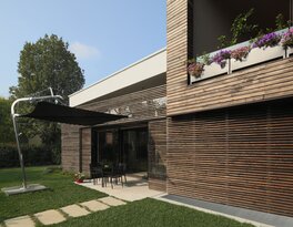 Casa moderna in legno in Provincia di Reggio Emilia | © Kai-Uwe Schulte-Bunert